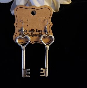 Heart shaped skeleton key dangle earrings
